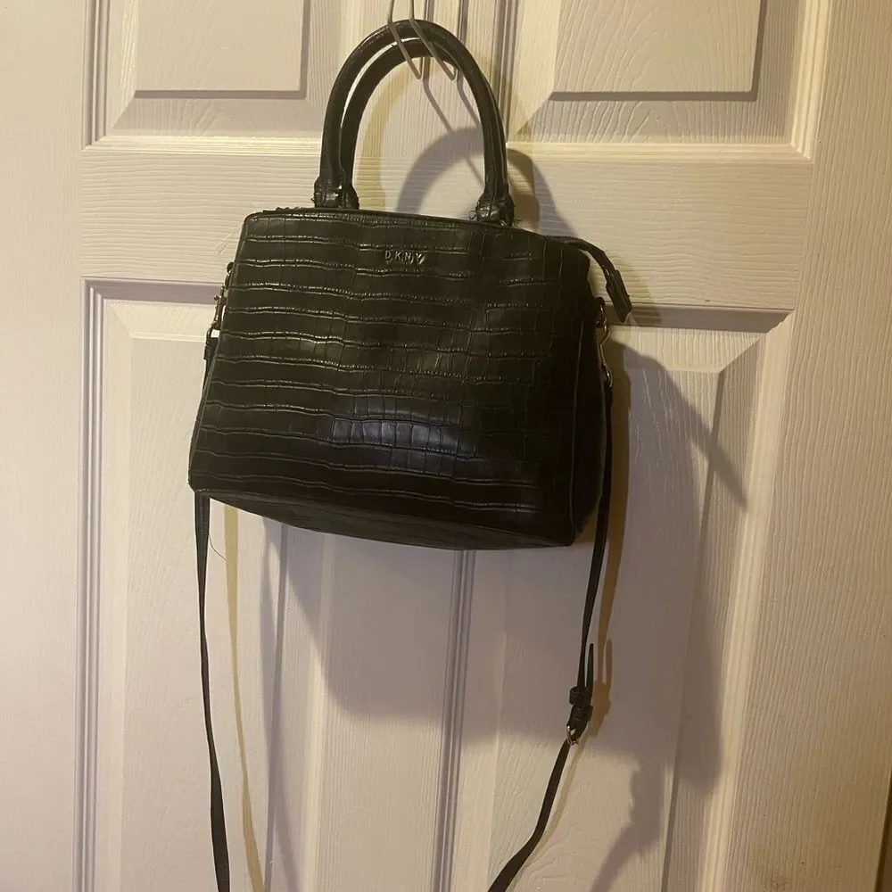 DKNY synthetic Black Croc-Patterned Satchel/ crossbody bag gold tone hardwares